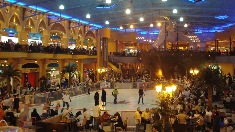 Interior view of Damascus Gate Restaurant