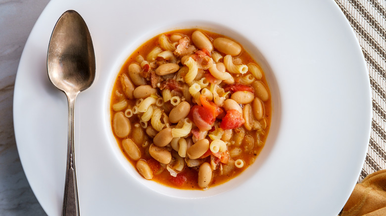 bowl of pasta e fagioli soup
