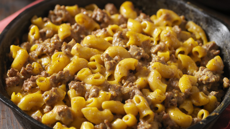 A cast iron skillet of Hamburger Helper