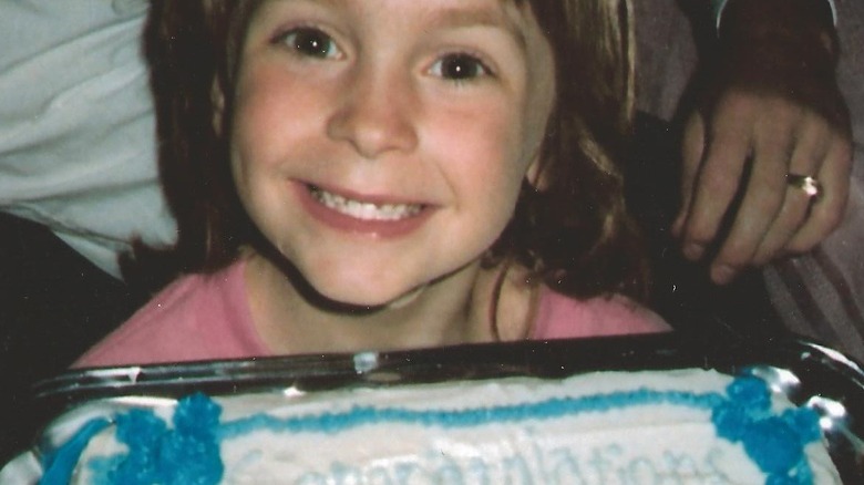 Christina Tosi as a youg girl baking with mother