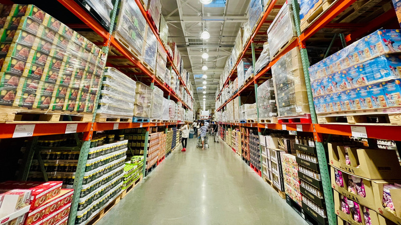 costco aisle