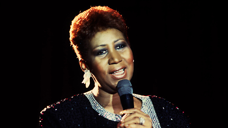 Aretha Franklin performing