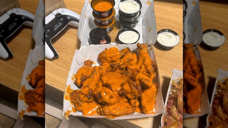 A tray of extra wet wings at Buffalo Wild Wings.