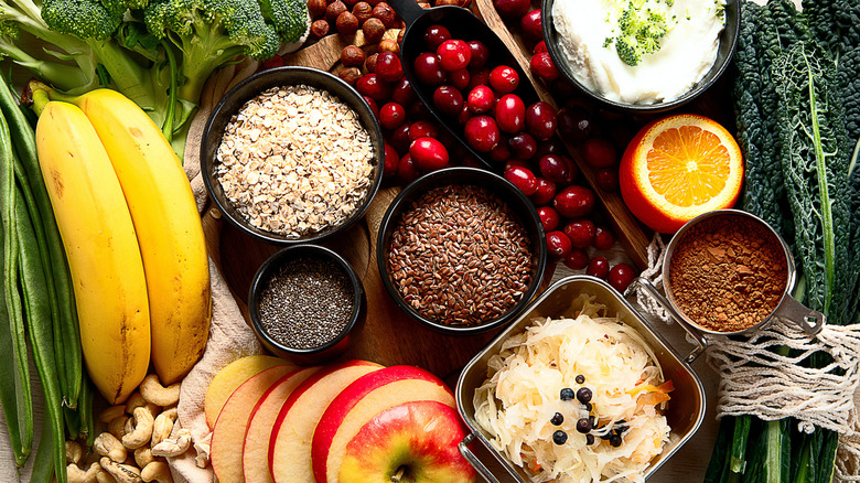 Eating these fiber-rich, healthy foods can help the body produce butyric acid.