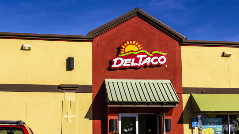 del taco exterior