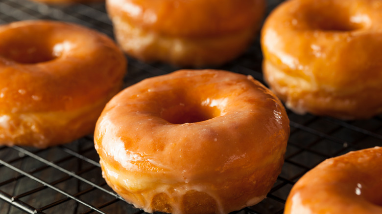The Glazed Gas Station Donuts That Midwesterners Prefer Over Krispy Kremes