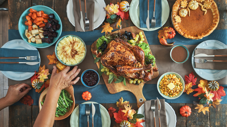 Thanksgiving dinner table