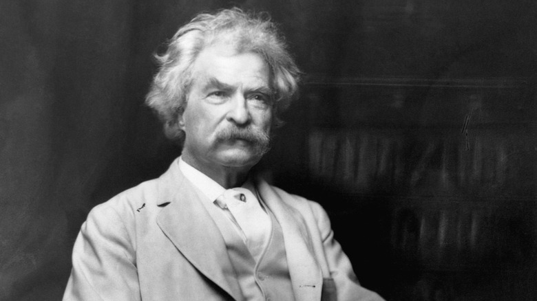 Black and white portrait of Mark Twain
