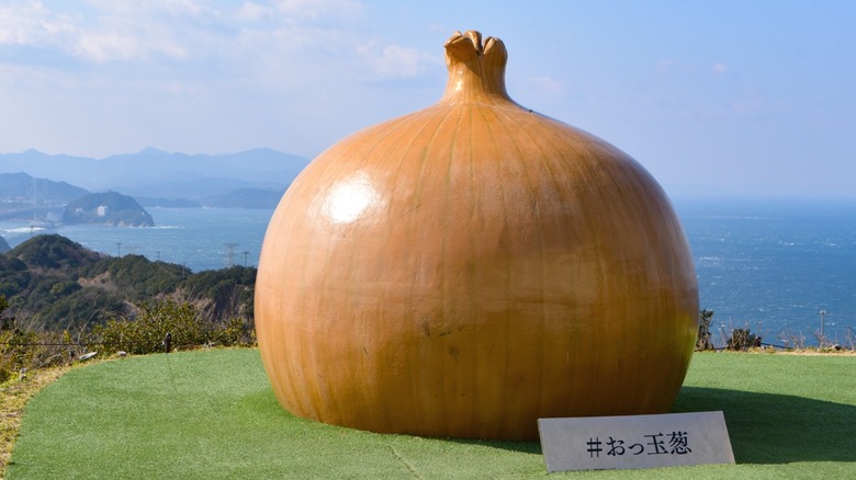 A large sculpture of an Awaji onion on Awajishima Island.