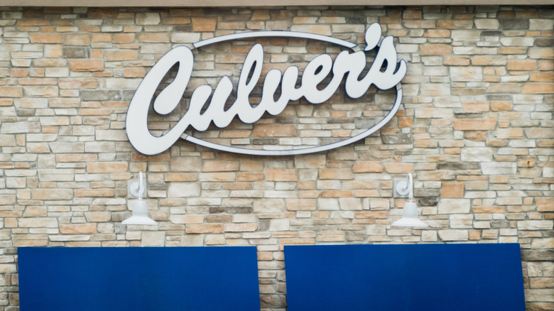 Culver's sign
