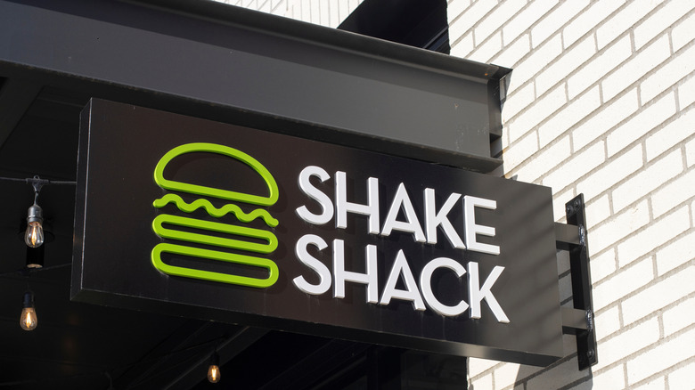 Shake Shack sign