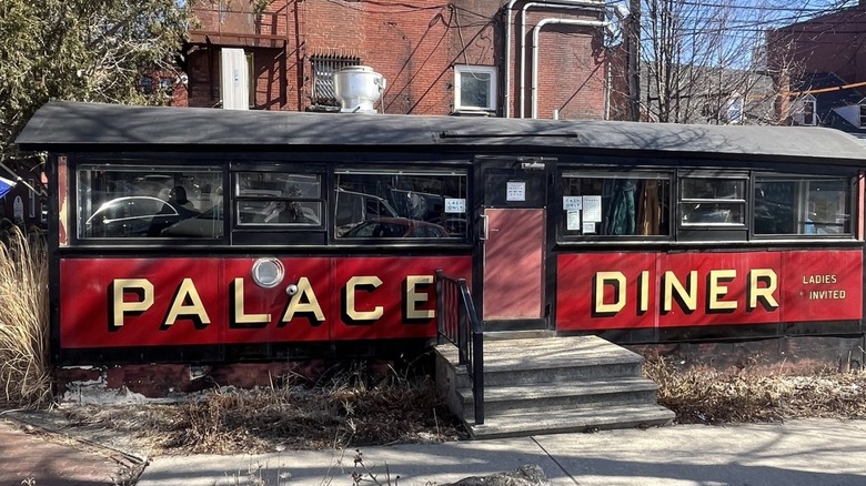 Exterior of Palace Diner