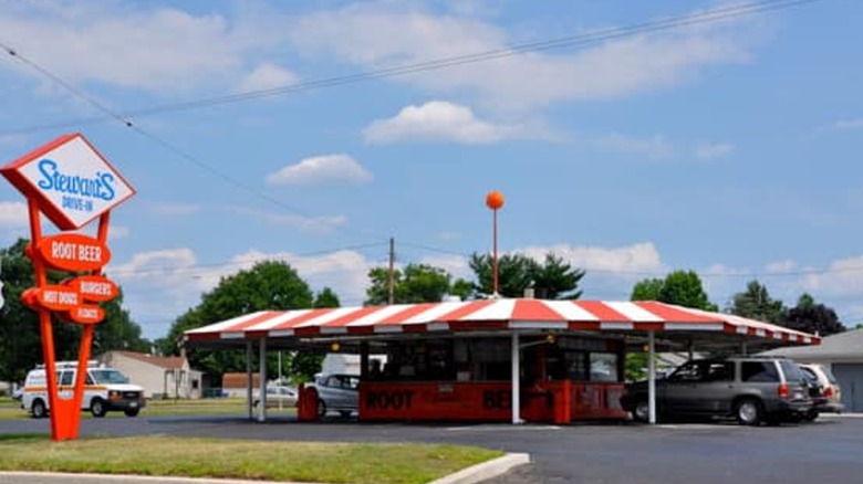 Exterior of Stewart's Drive In Burlington