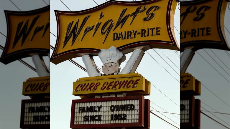 Close up of Wright's Dairy-Rite exterior sign