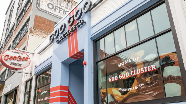 Goo Goo Clusters storefront in Nashville