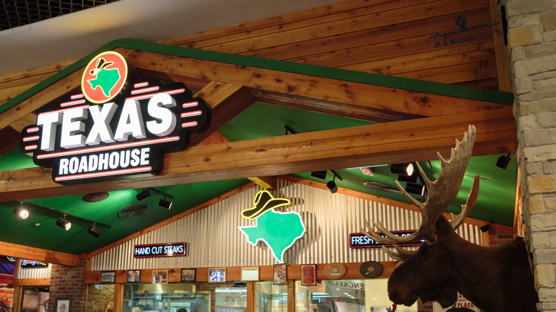 A Texas Roadhouse location.