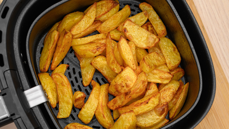 Potato wedges in air fryer