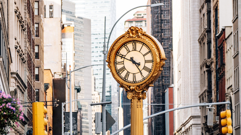 street clock on Fifth Avenue in Manhattan