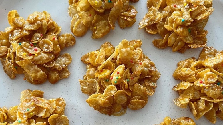 Close-up of no-bake corn flake clusters