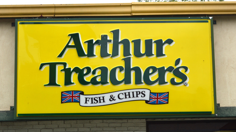Arthur Treacher's Fish & Chips restaurant sign