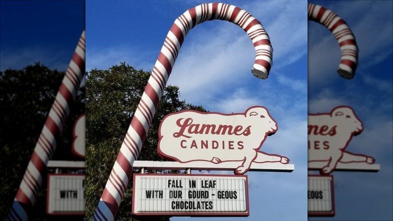 Lammes Candies iconic candy cane sign