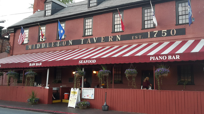 exterior of Middleton Tavern in Maryland