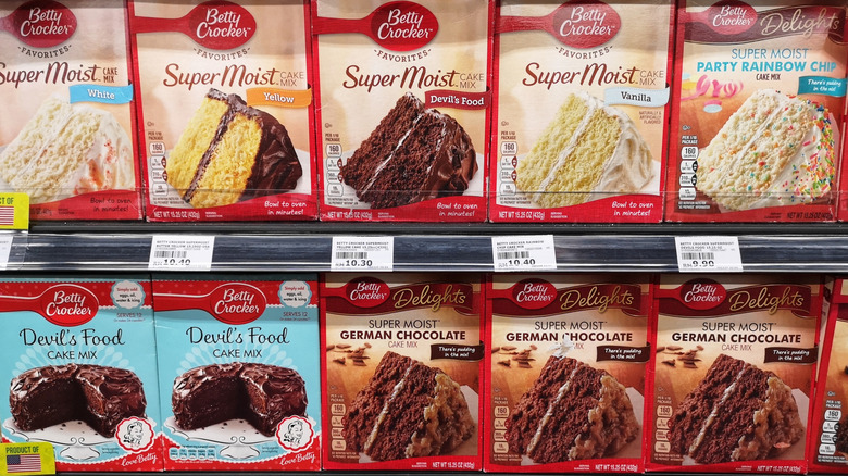 Display of several betty crocker cake mix boxes