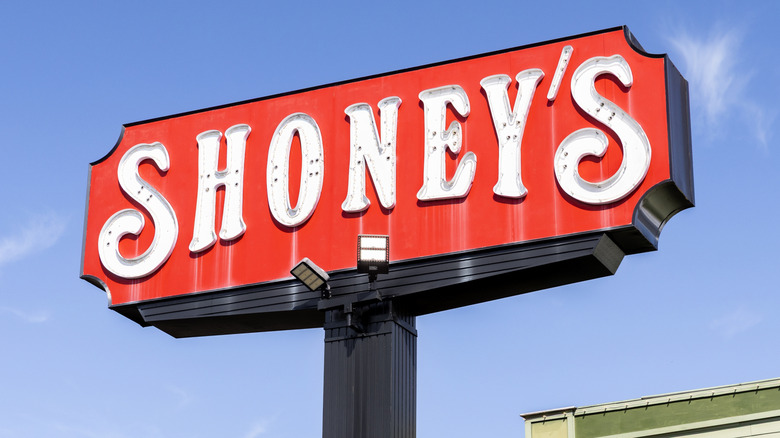Shoney's sign