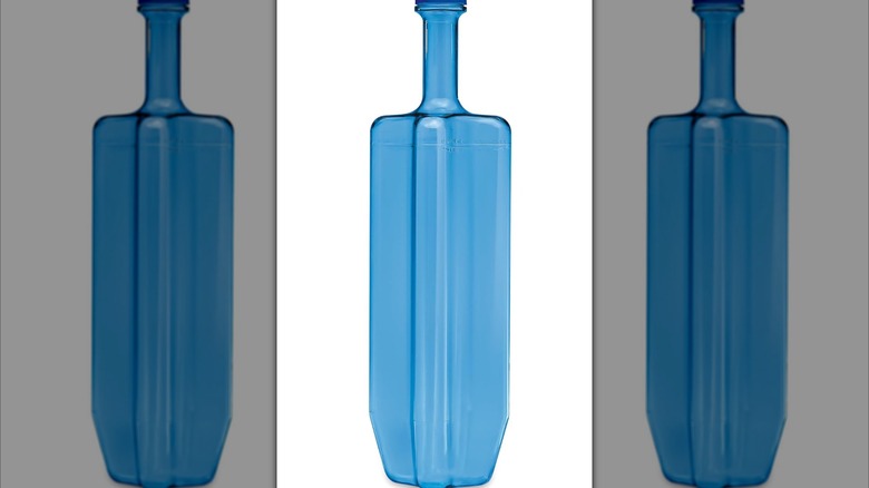 Close-up of a cooling paddle