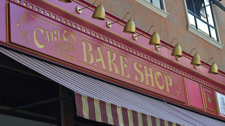 Storefront of Carlo's Bakery