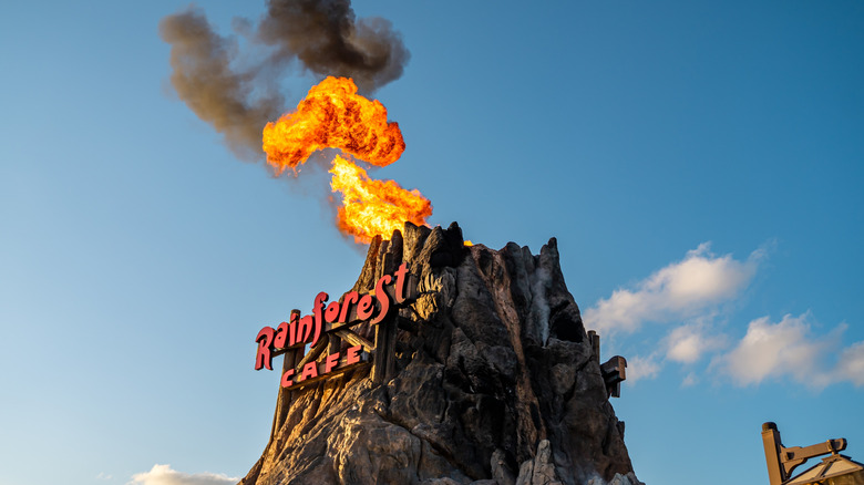 An erupting volcano feature on top of a Rainforest Cafe