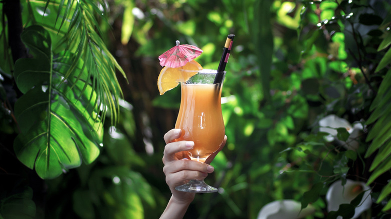 A Sex on the Beach cocktail with cream