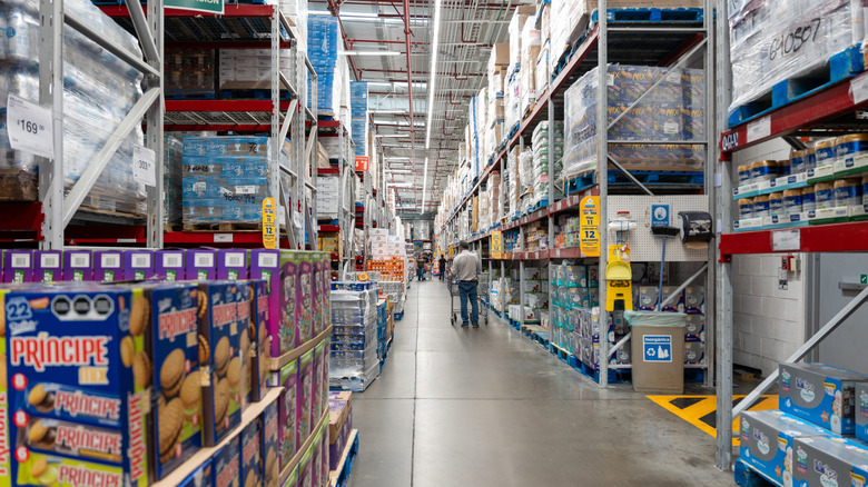Sam's club aisle with shoppers