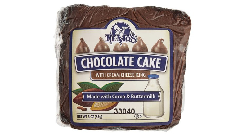 Ne-Mo's Chocolate Cake with Cream Cheese Icing