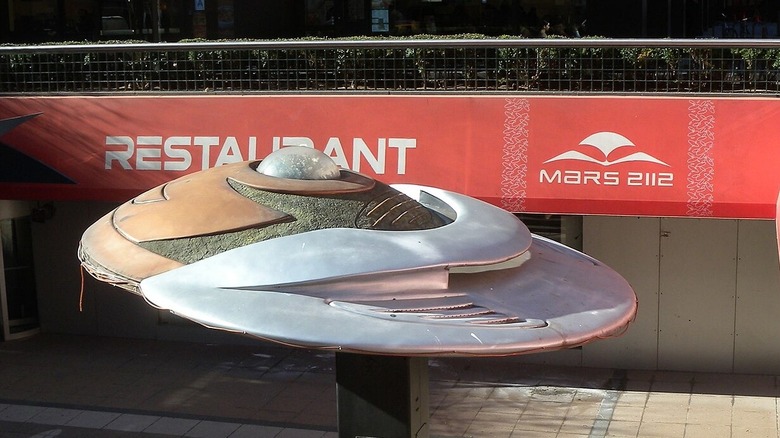 Flying saucer outside Mars 2012 restaurants