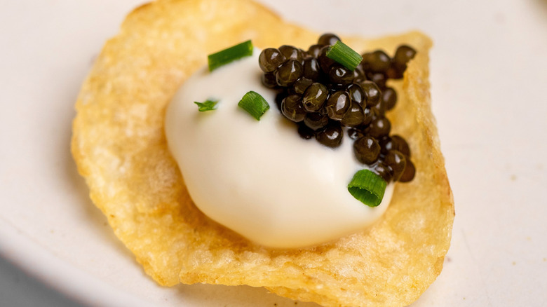 potato chip creme fraiche caviar