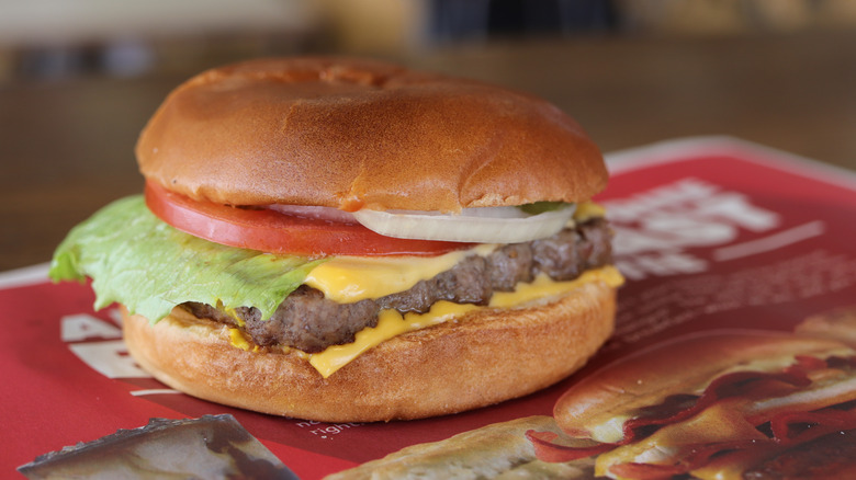 Wendy's cheeseburger on tray