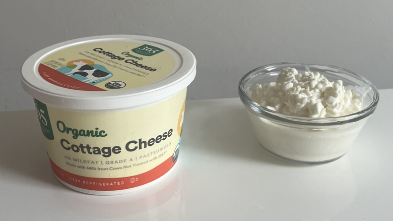A container of 365 organic cottage cheese