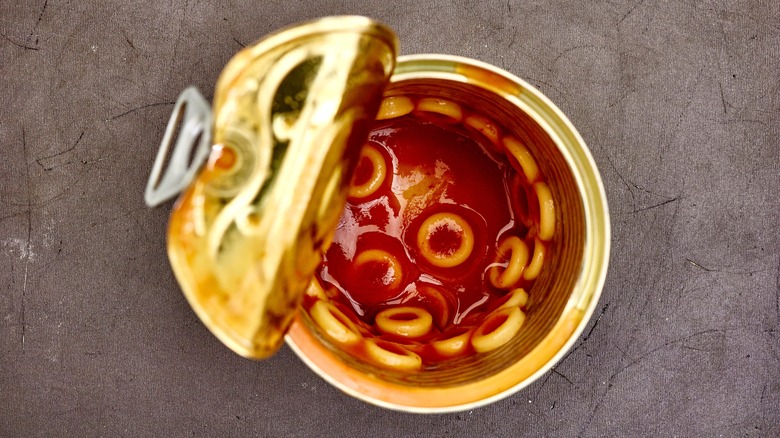 Open can of SpaghettiOs