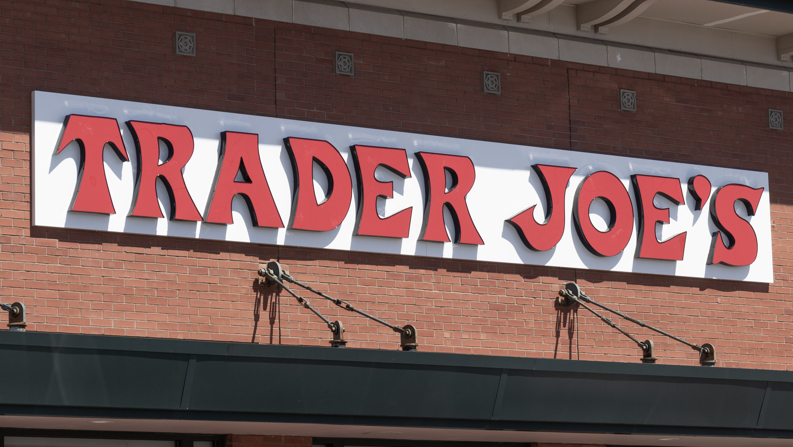 The unspoken connection between trader joe s and aldi