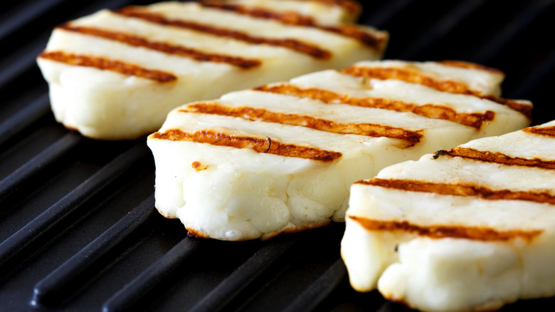 halloumi cheese on a grill