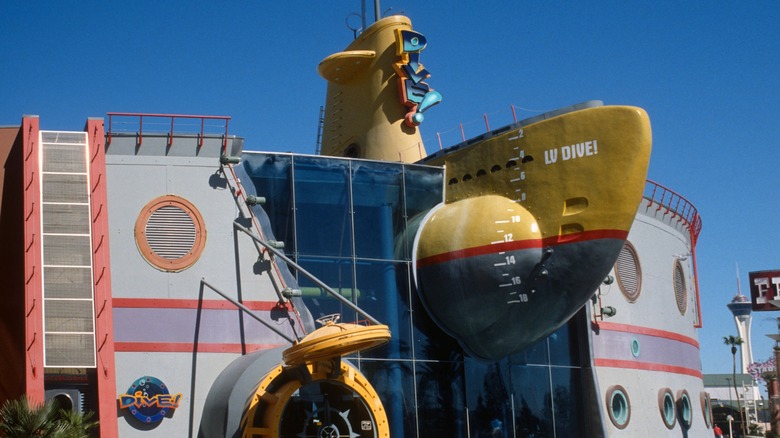 Exterior view of Dive Restaurant