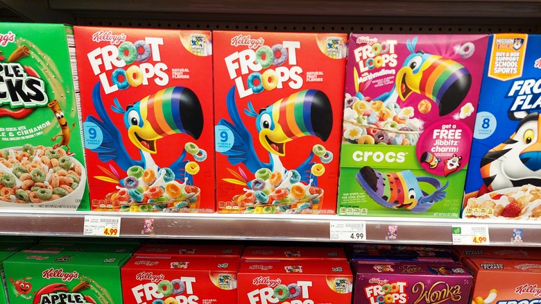 Kellogg's Froot Loops and Apple Jacks cereal boxes at grocery store