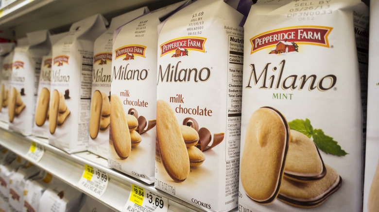 shelf lined with Pepperidge Farm Milano cookies