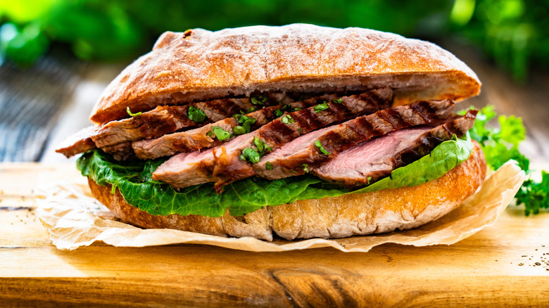 steak sandwich with lettuce