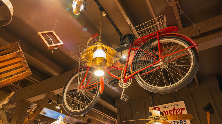Inside a Cracker Barrel giftshop