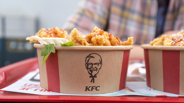 KFC bowls on red tray