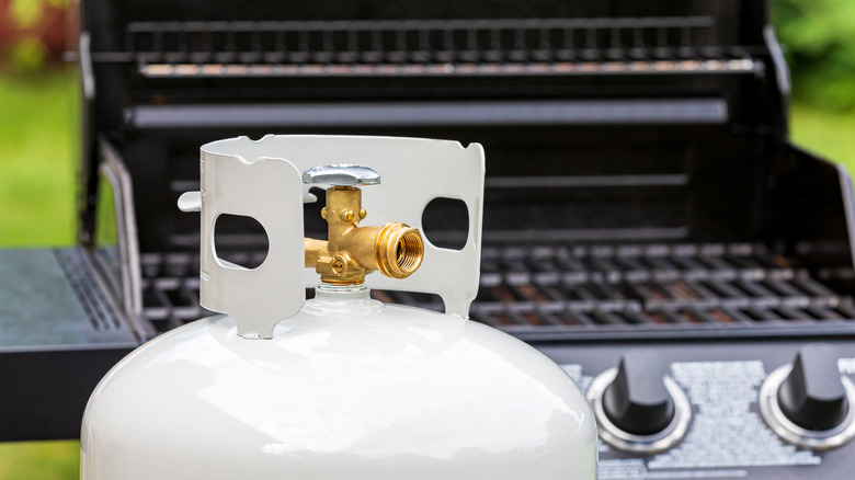 Propane tank grill