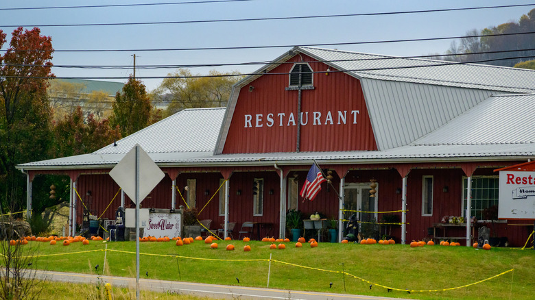 The exterior of a former Red Barn restaurant in Virginia