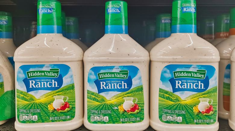 Bottles of Hidden Valley ranch dressing on store shelf